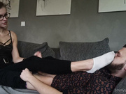 2021-01-13-emmyfeetandsocks-amazing-footjob-and-cum